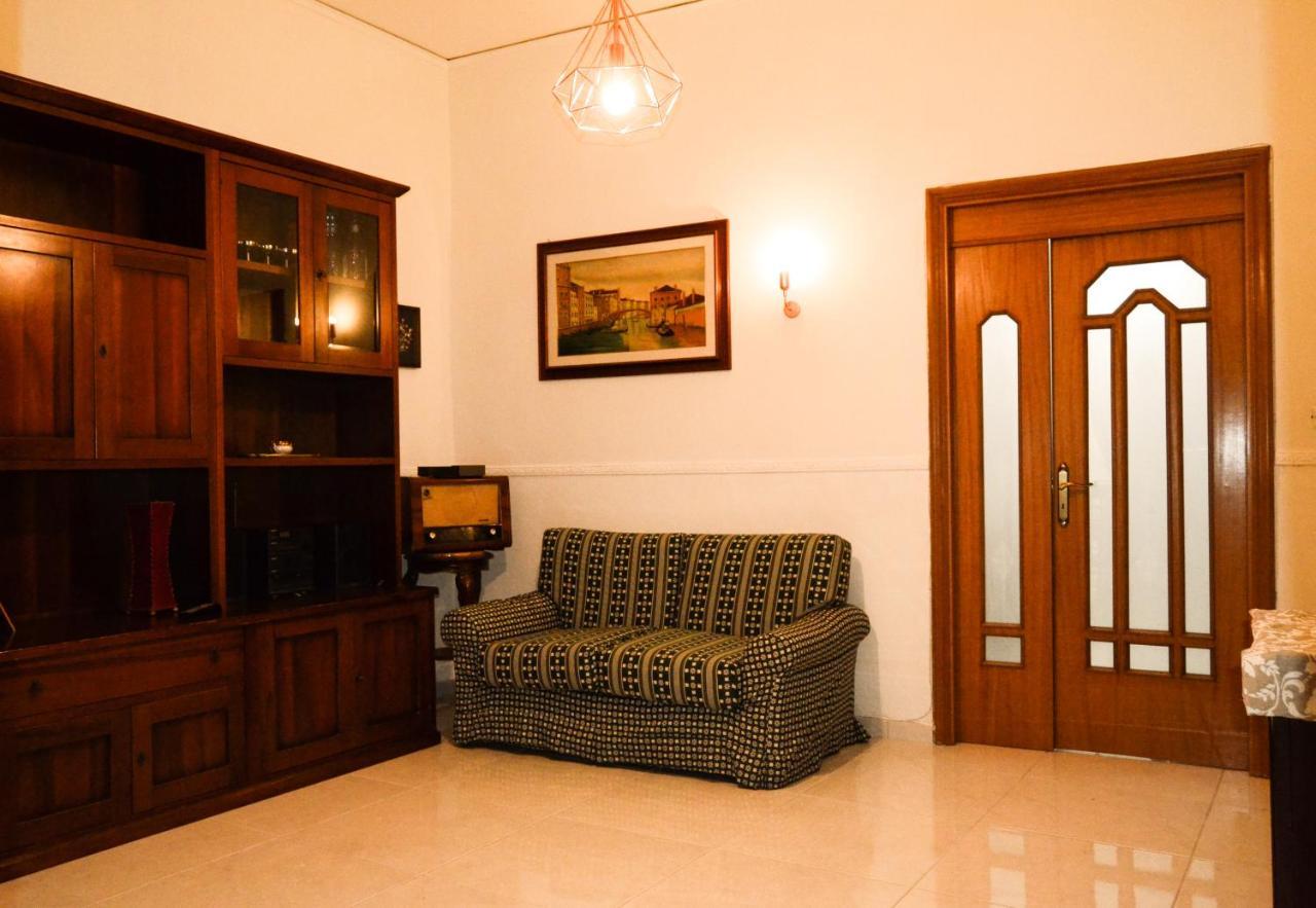 Apartamento A Casa E Margari Nápoles Exterior foto
