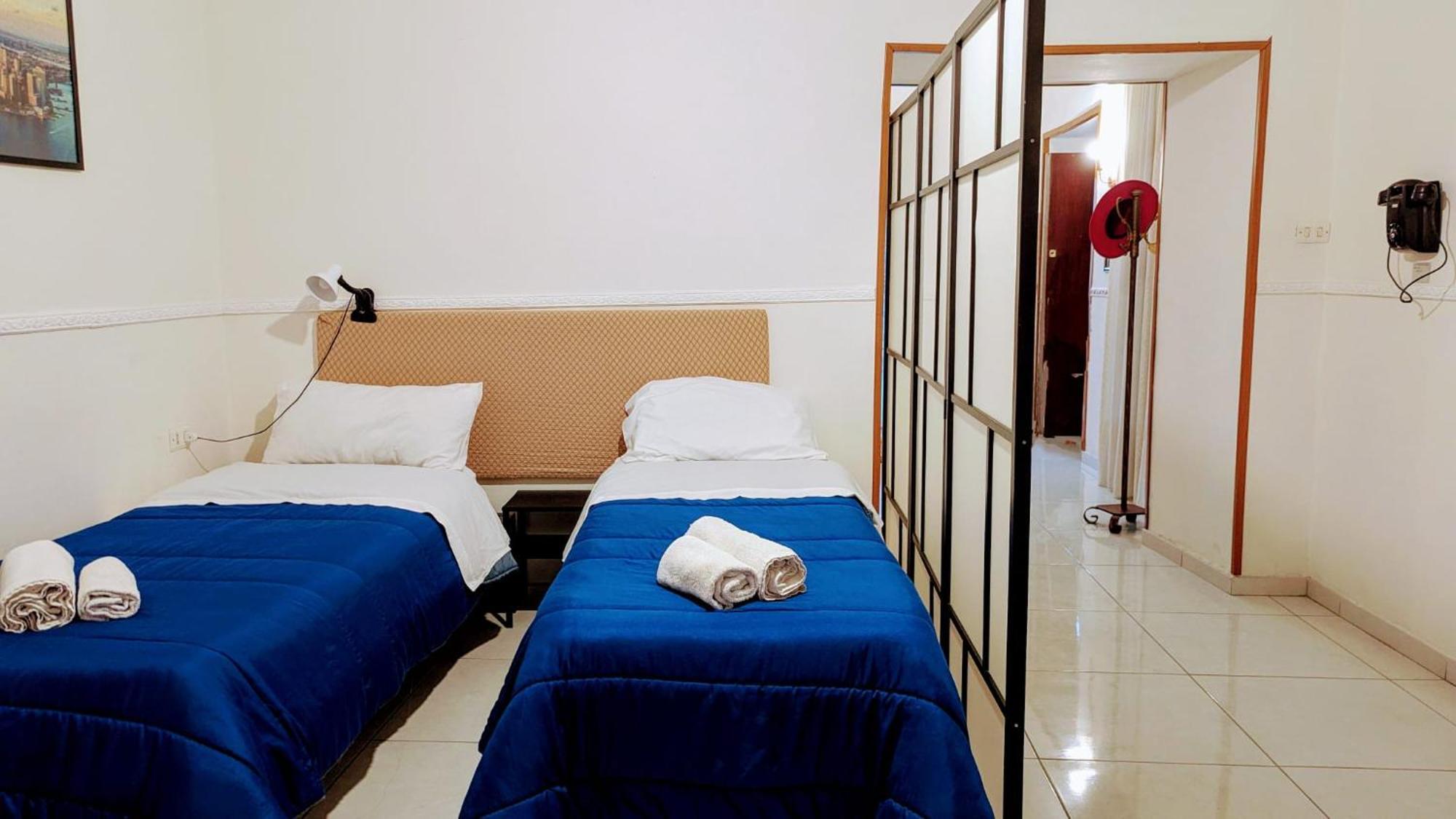 Apartamento A Casa E Margari Nápoles Exterior foto